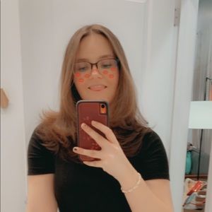 Meet your Posher, Christina